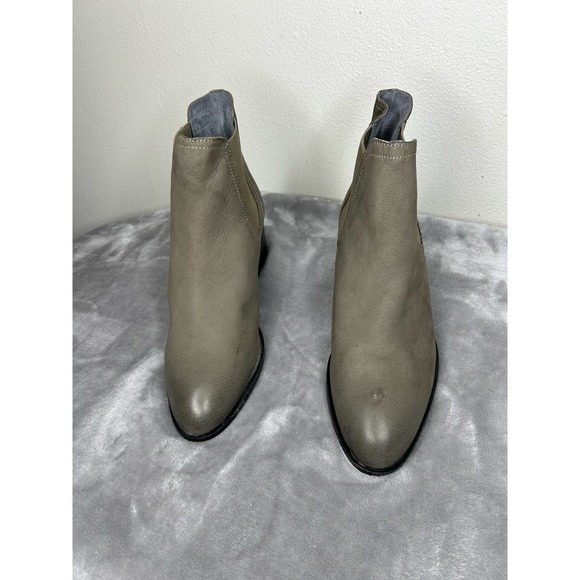 Seychelles In a Trance Taupe Nubuck Booties 7.5 - Picture 10 of 11